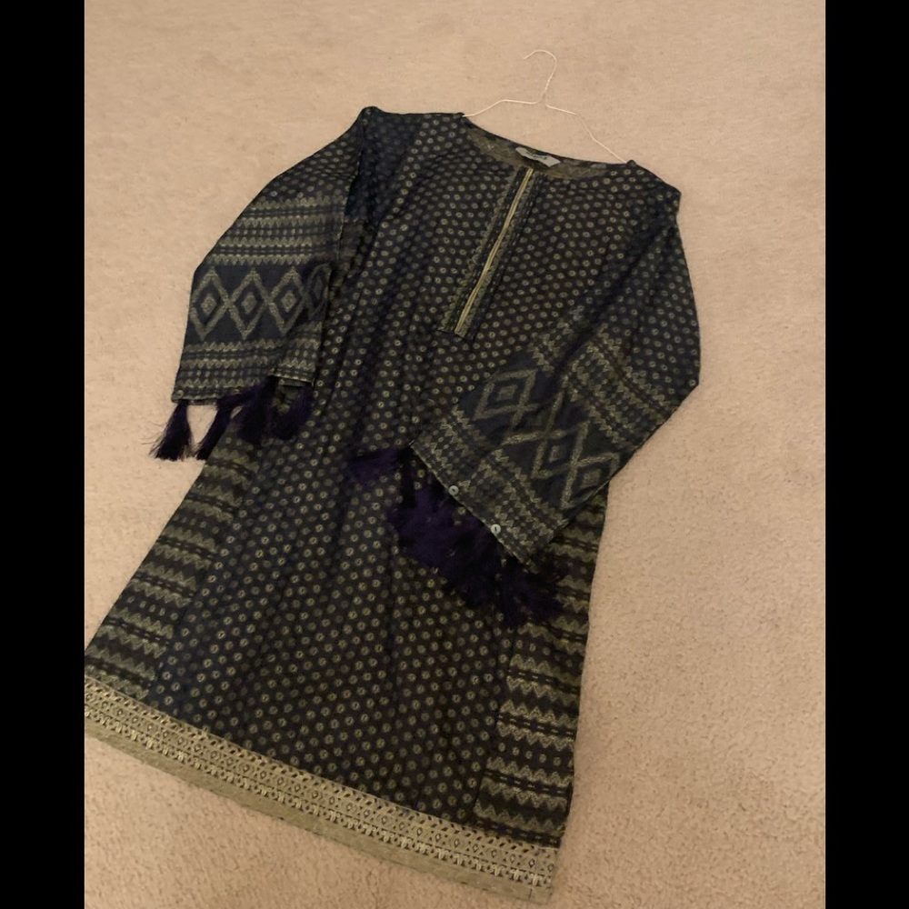 Maria Bhai winter Suit ( shirt and pant ) small size